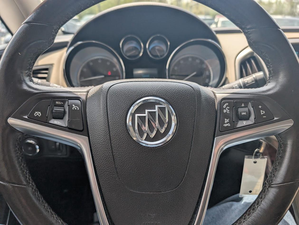 Buick Verano Base 2014