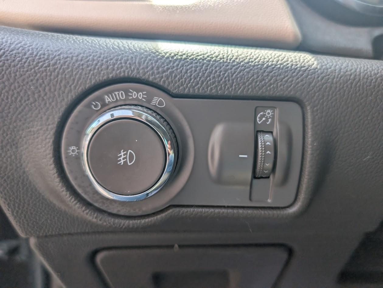 Buick Verano Base 2014