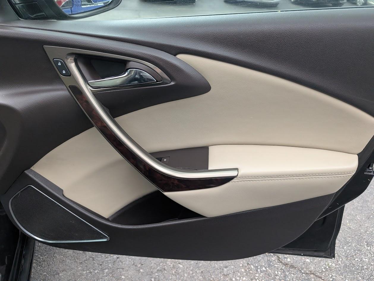 Buick Verano Base 2014