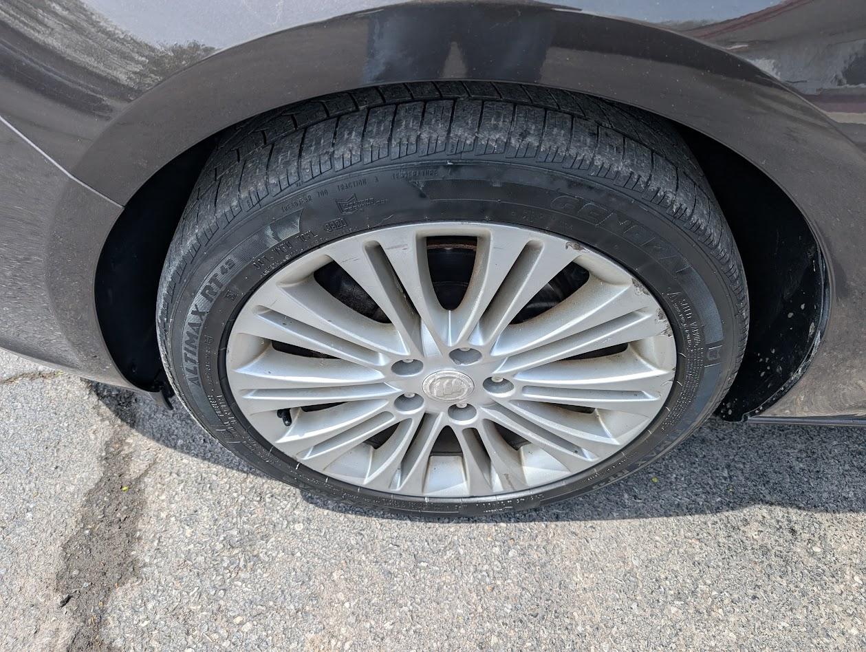 Buick Verano Base 2014
