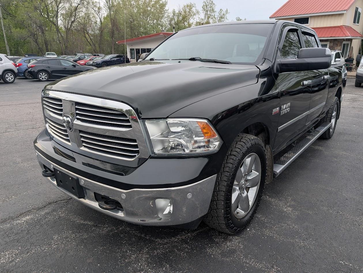 RAM 1500 Big Horn Crew Cab LWB 4WD 2016