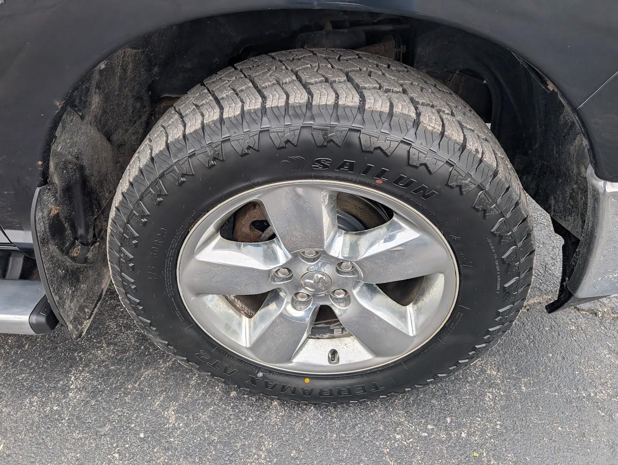 RAM 1500 Big Horn Crew Cab LWB 4WD 2016