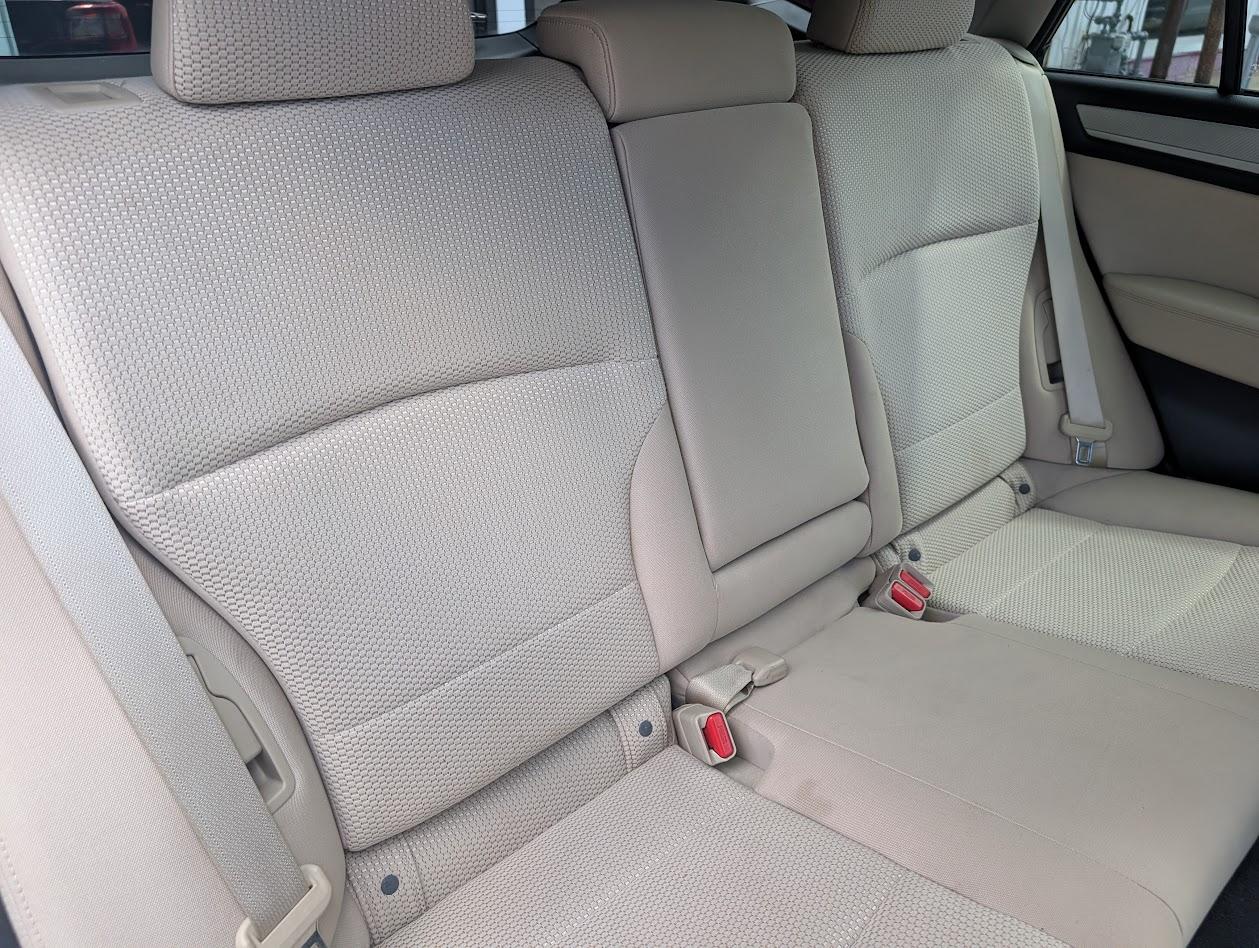 Subaru Outback 2.5i Premium 2015