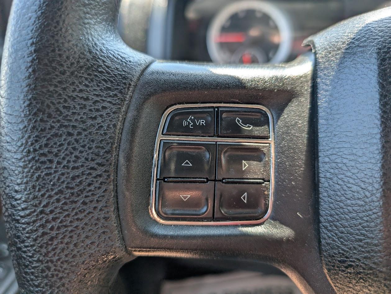 RAM 1500 Tradesman Quad Cab 4WD 2014