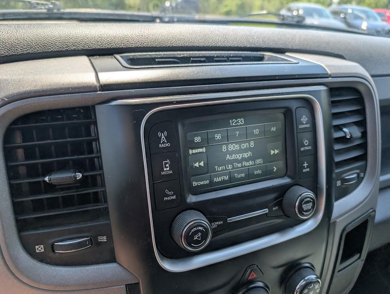 RAM 1500 Tradesman Quad Cab 4WD 2014