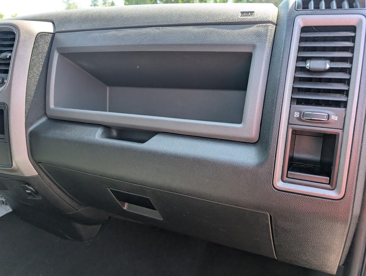 RAM 1500 Tradesman Quad Cab 4WD 2014