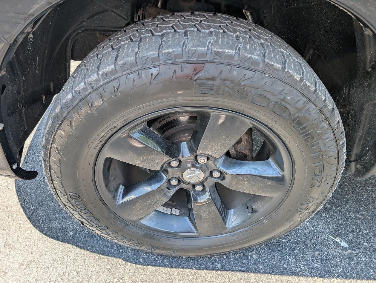 RAM 1500 Tradesman Quad Cab 4WD 2014