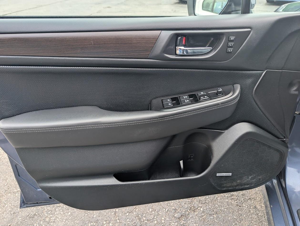 Subaru Legacy 2.5i Limited 2017