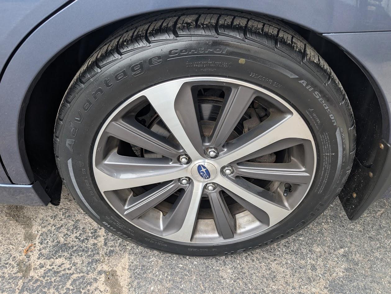 Subaru Legacy 2.5i Limited 2017