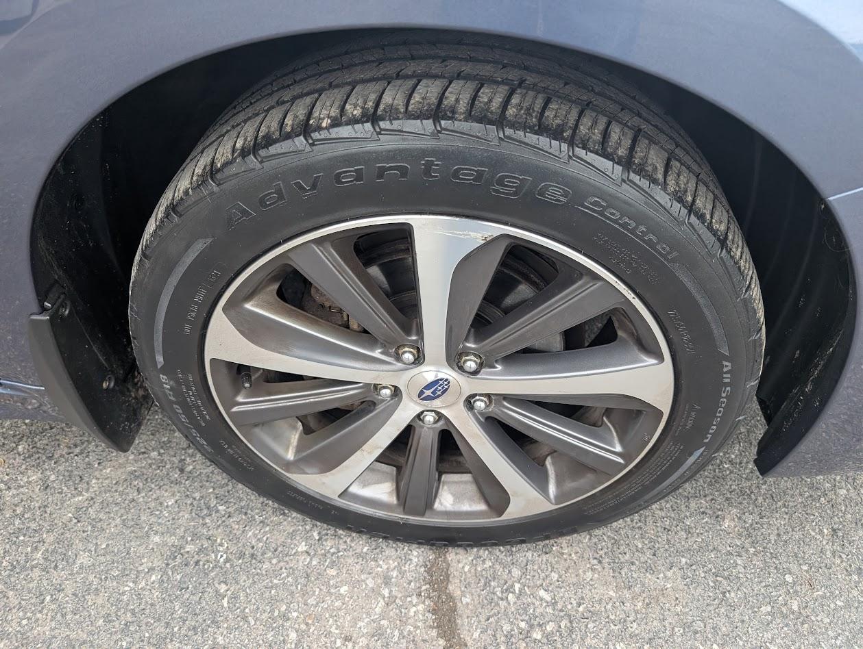 Subaru Legacy 2.5i Limited 2017