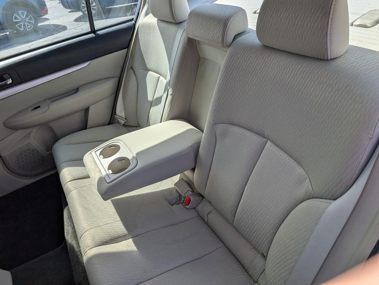 Subaru Legacy 2.5i 2012