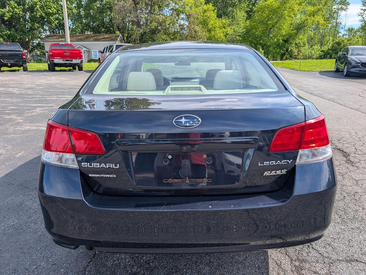 Subaru Legacy 2.5i 2012