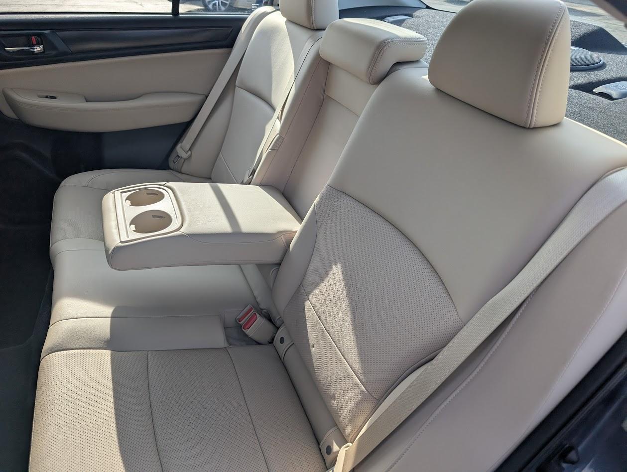 Subaru Legacy 3.6R Limited 2015