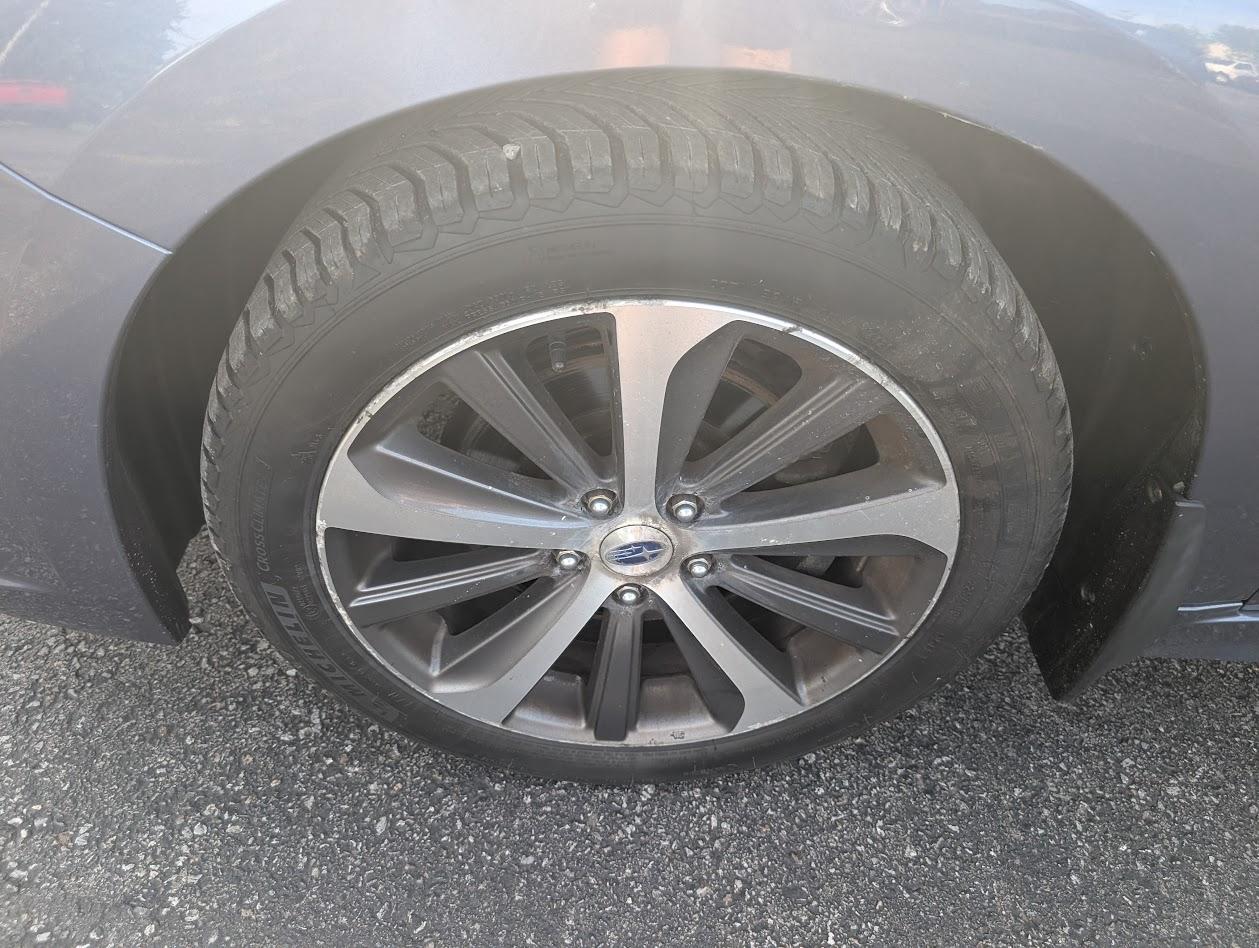 Subaru Legacy 3.6R Limited 2015