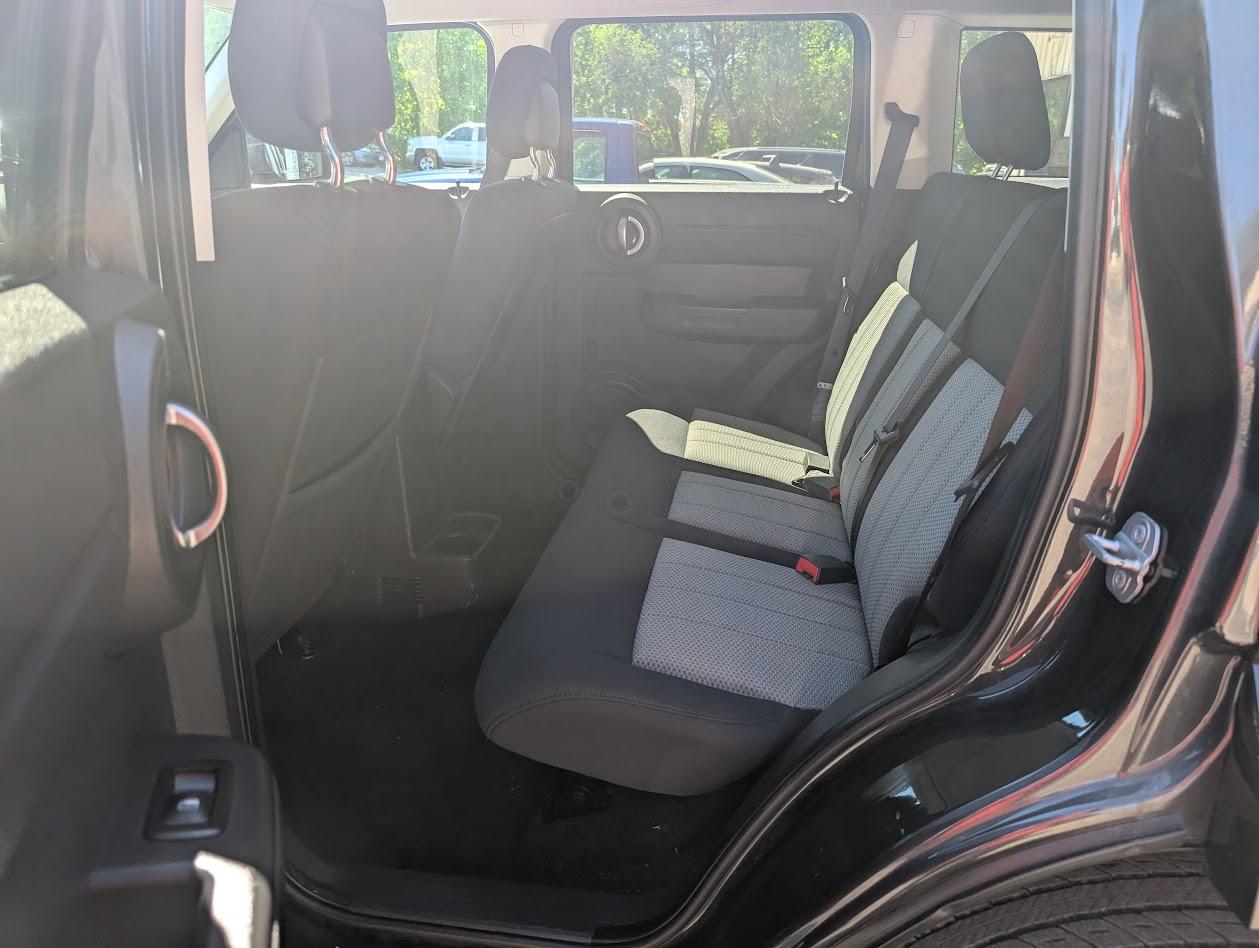 Dodge Nitro SE 4WD 2010