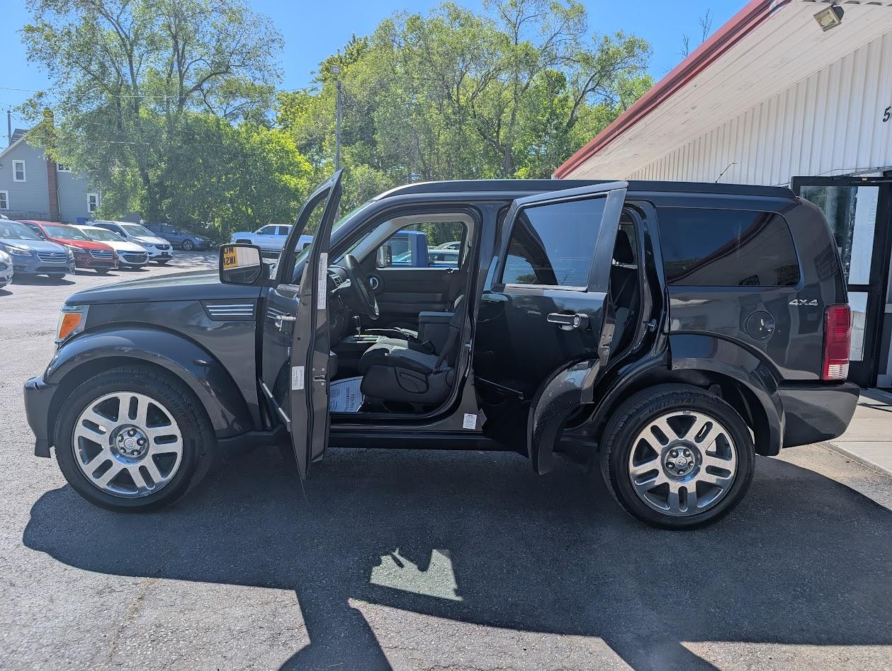 Dodge Nitro SE 4WD 2010