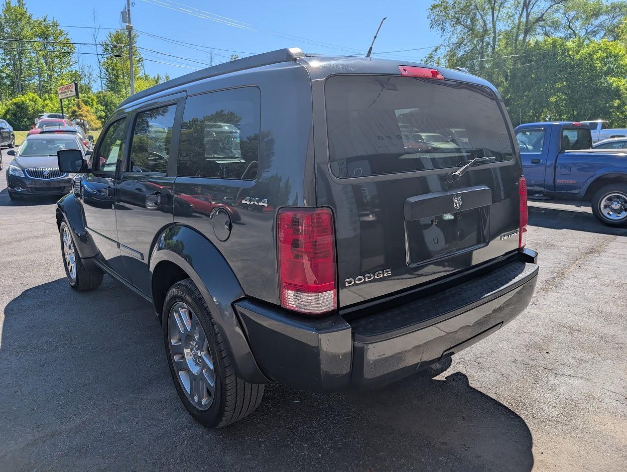 Dodge Nitro SE 4WD 2010
