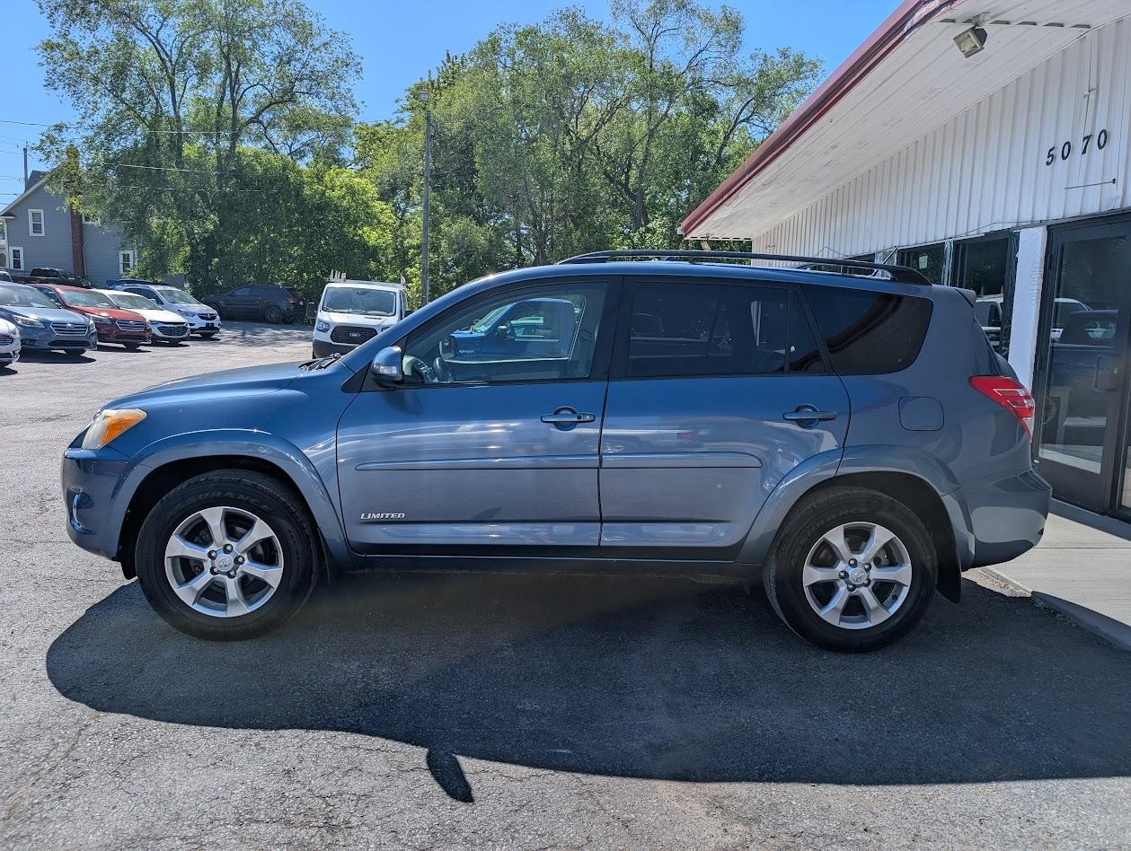 Toyota RAV4 Limited I4 4WD 2010