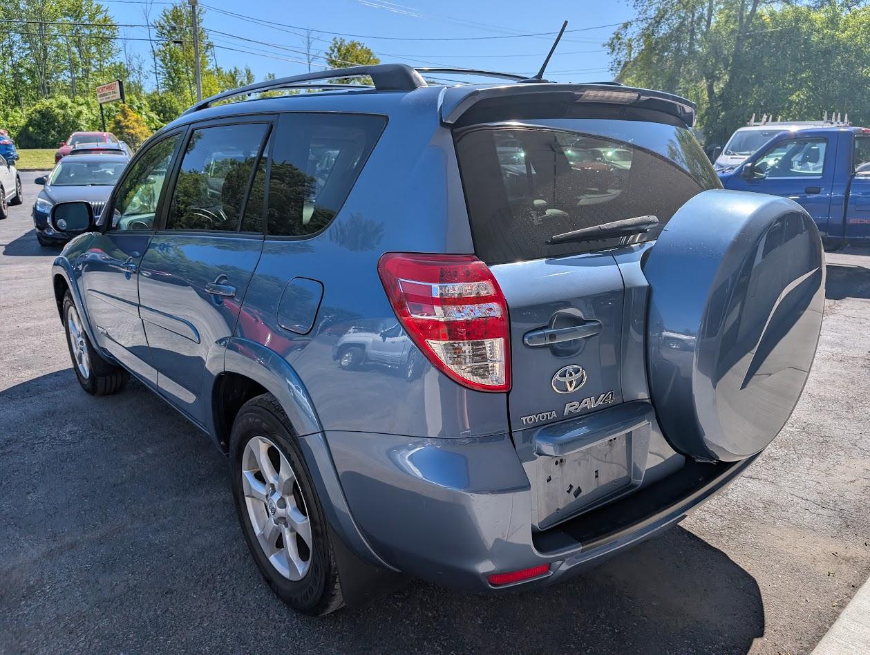 Toyota RAV4 Limited I4 4WD 2010