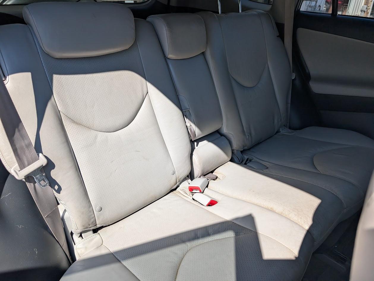 Toyota RAV4 Limited I4 4WD 2010