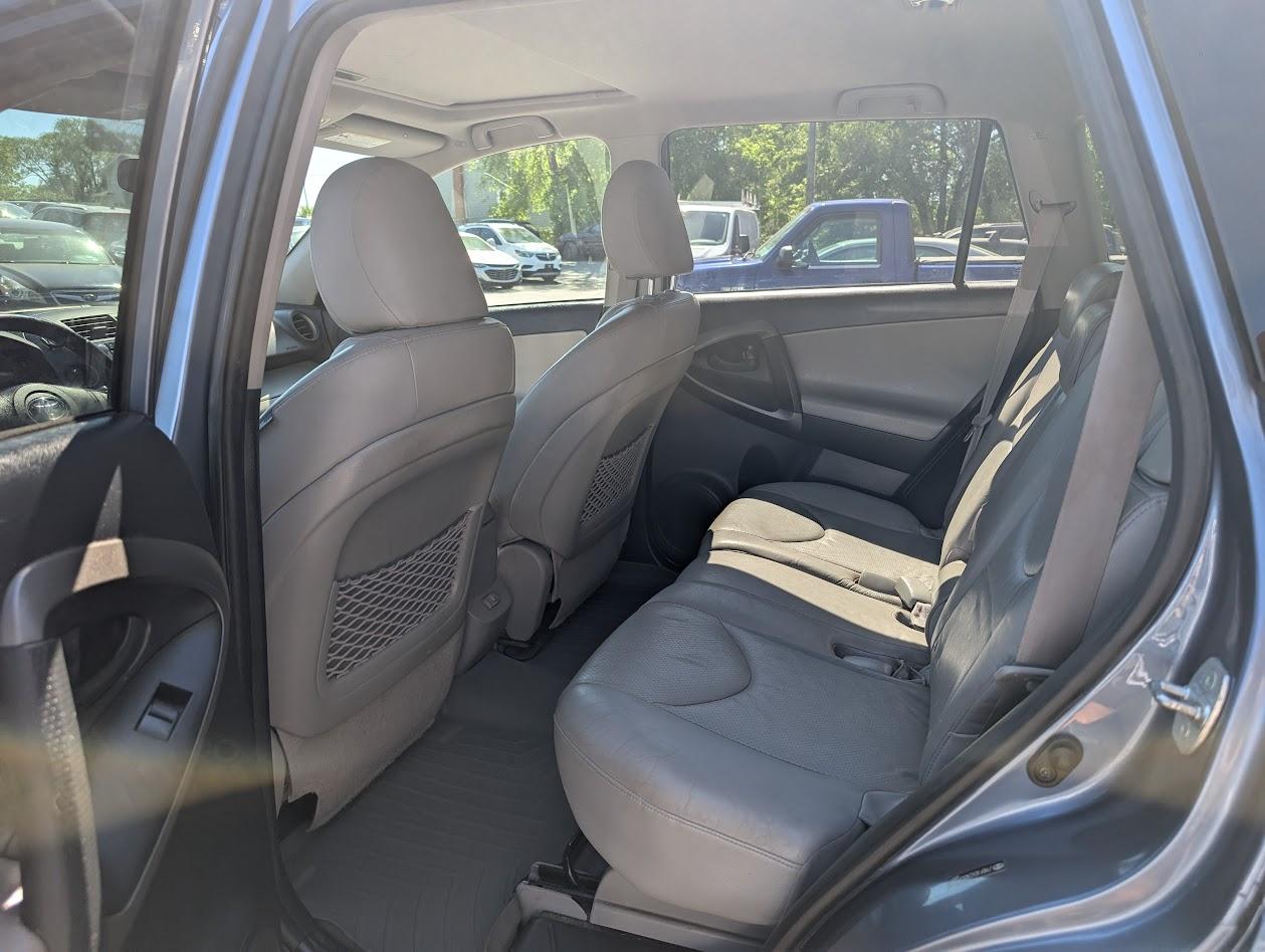 Toyota RAV4 Limited I4 4WD 2010