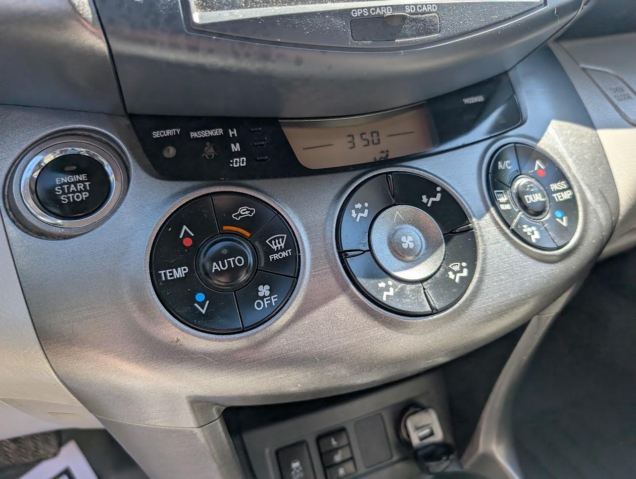 Toyota RAV4 Limited I4 4WD 2010
