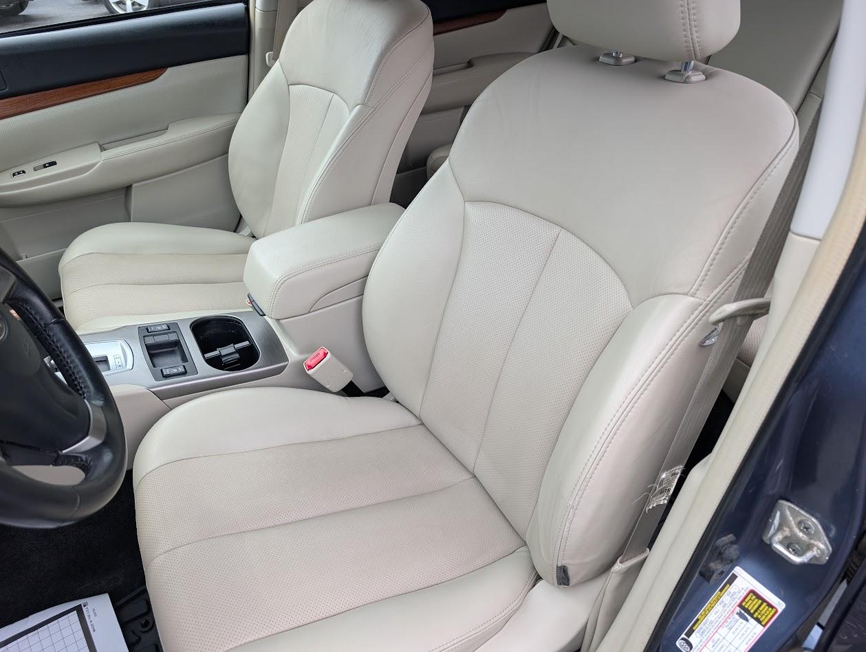 Subaru Outback 2.5i Limited 2014