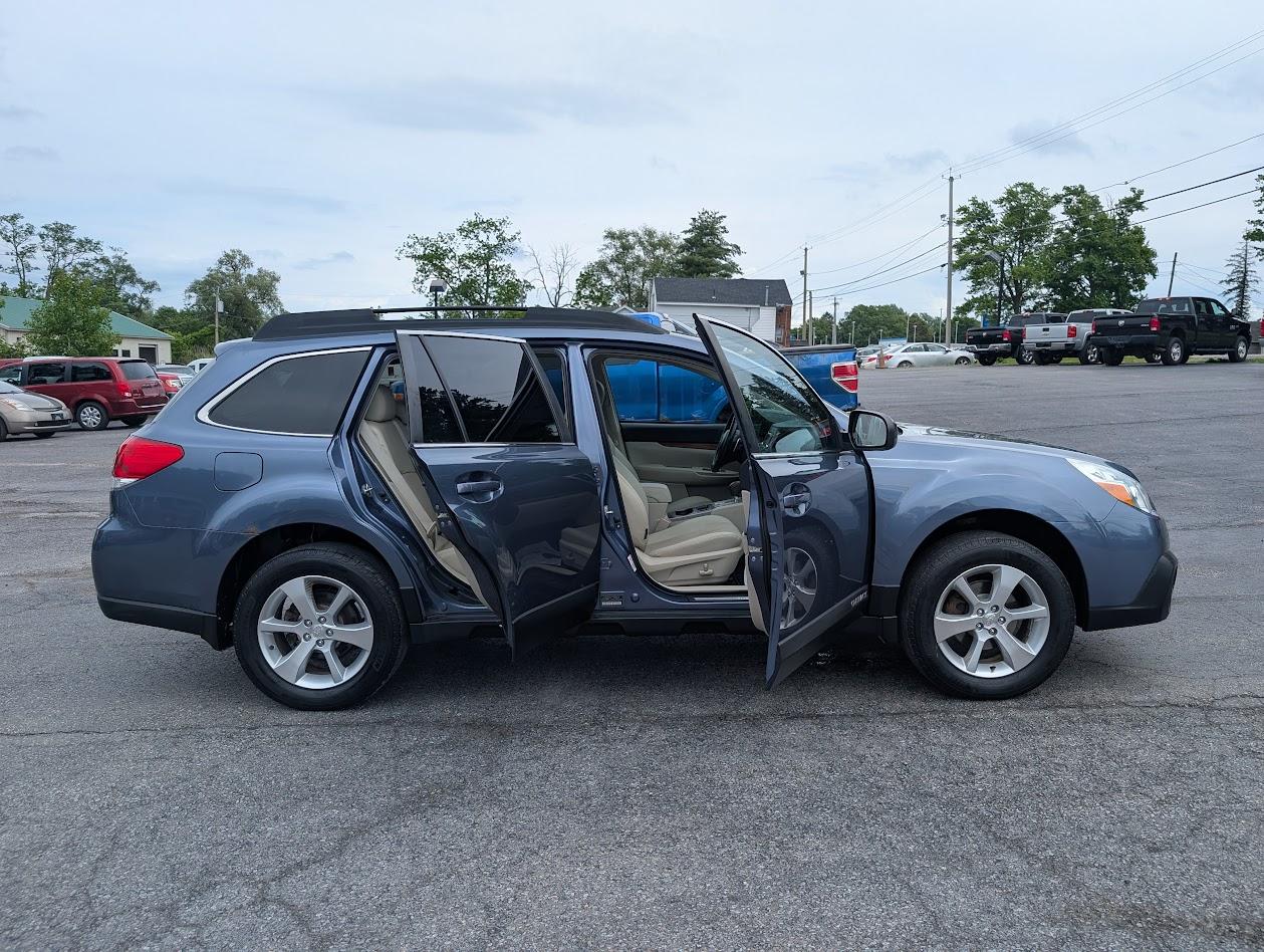 Subaru Outback 2.5i Limited 2014