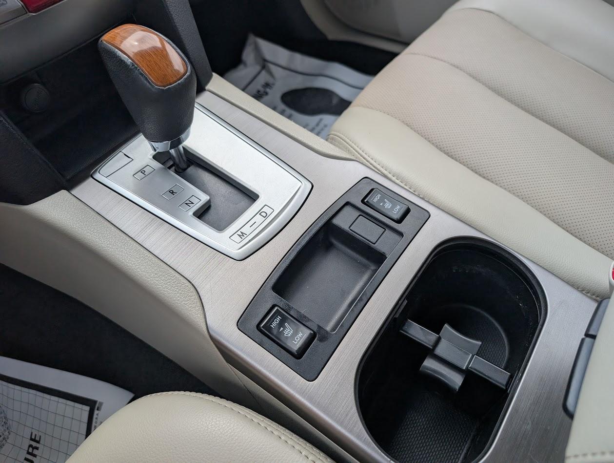 Subaru Outback 2.5i Limited 2014