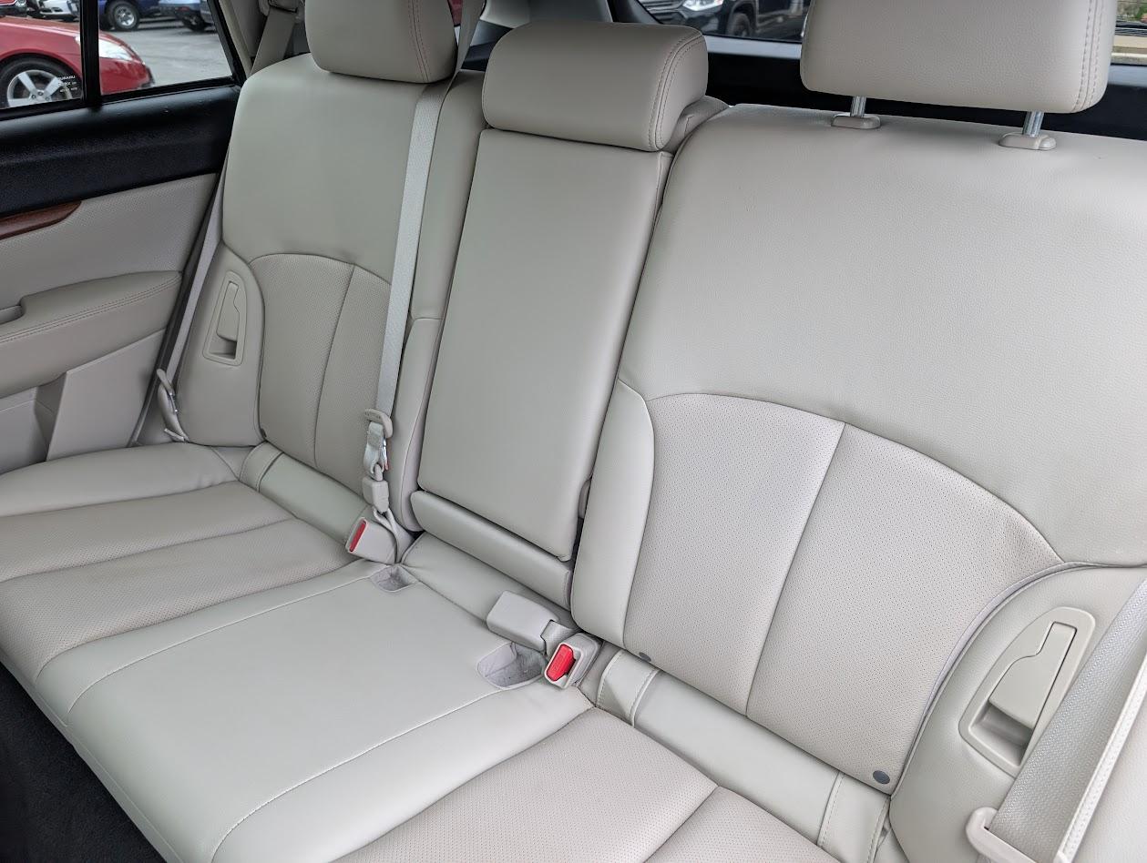Subaru Outback 2.5i Limited 2014