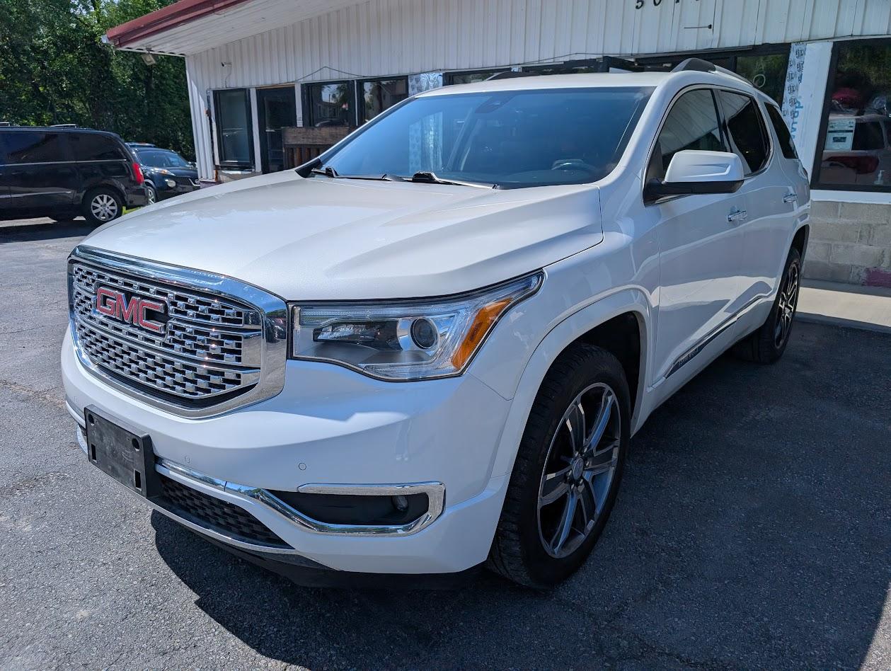 GMC Acadia Denali AWD 2017