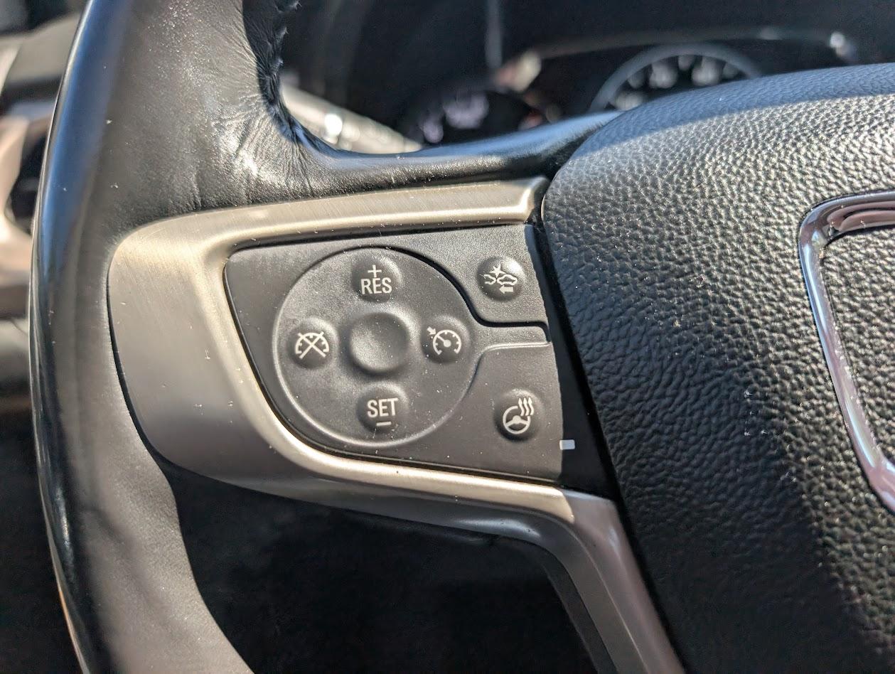 GMC Acadia Denali AWD 2017