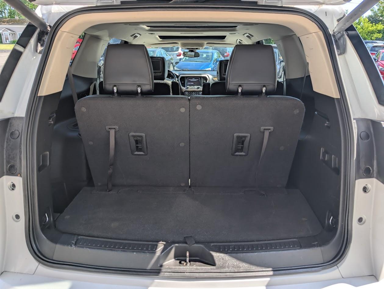GMC Acadia Denali AWD 2017