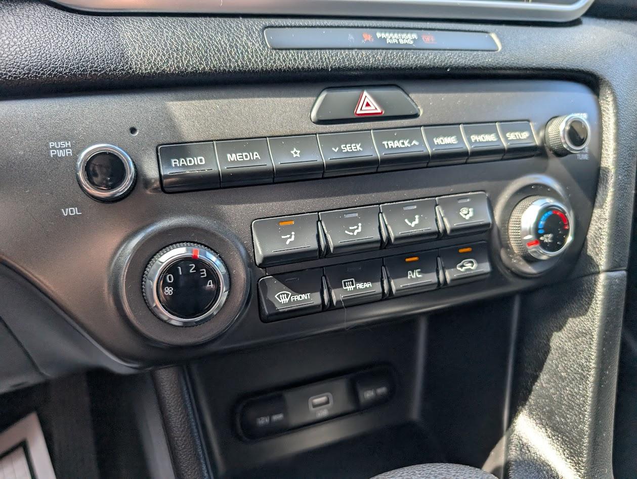 Kia Sportage LX FWD 2020