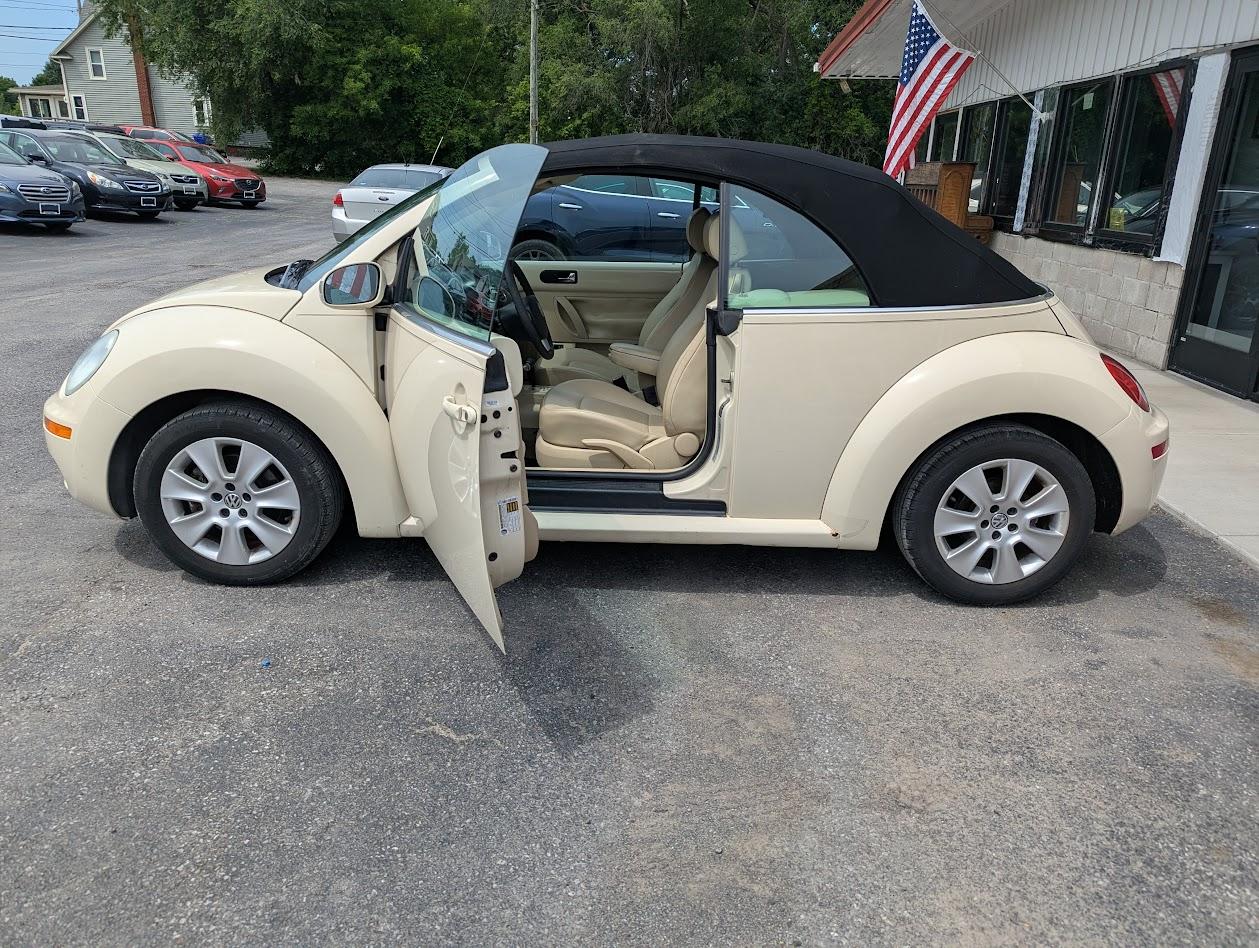 Volkswagen New Beetle 2.5L PZEV Convertible 2006