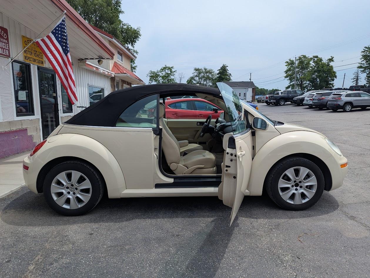 Volkswagen New Beetle 2.5L PZEV Convertible 2006