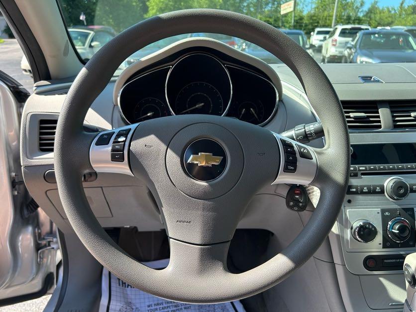 Chevrolet Malibu 1LT 2011