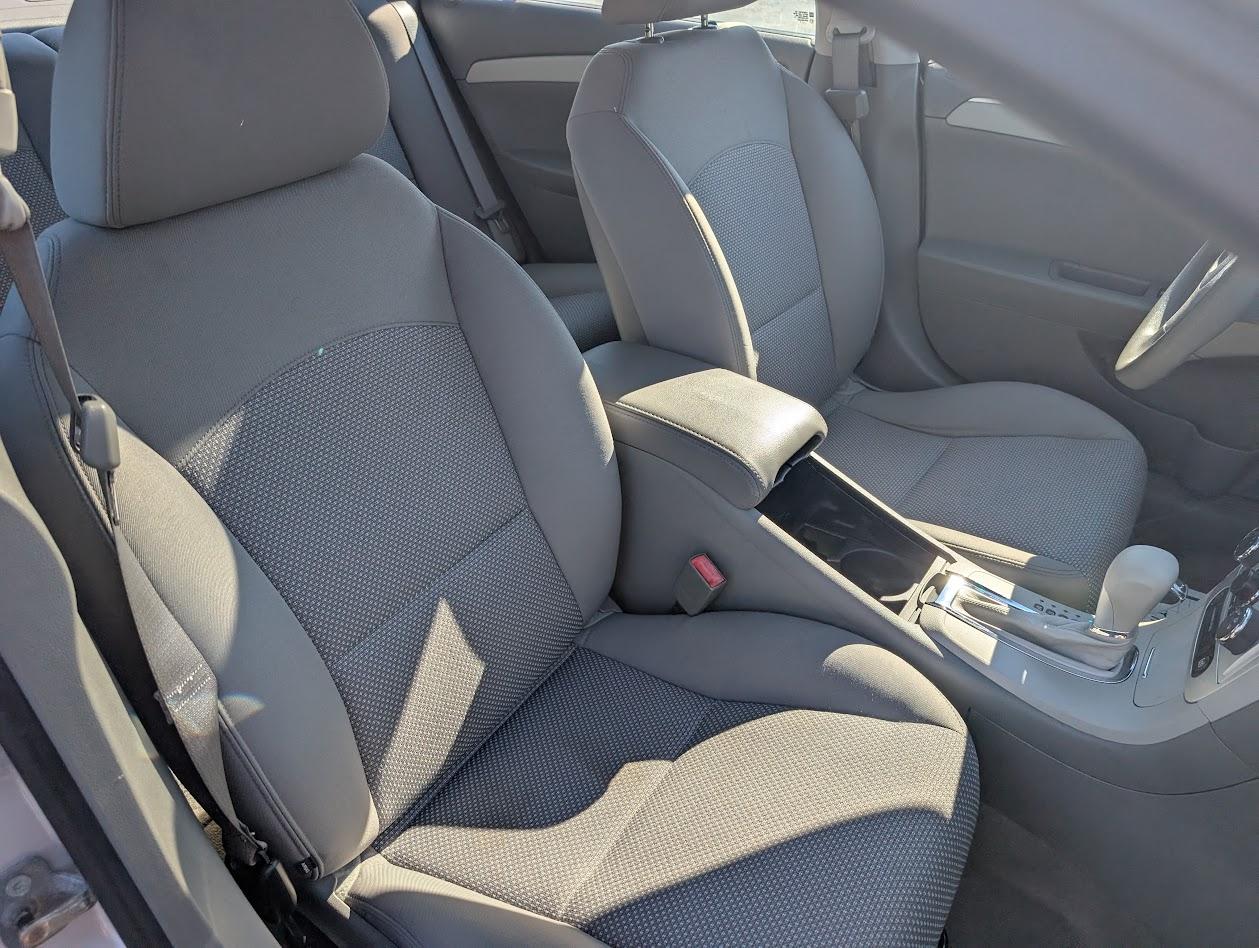Chevrolet Malibu 1LT 2011