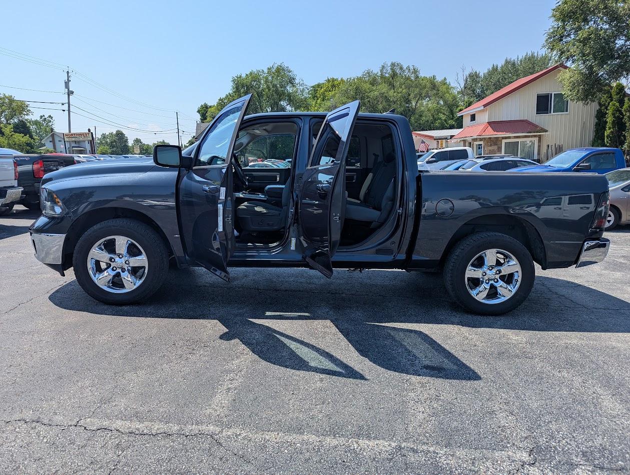 RAM 1500 SLT Crew Cab SWB 4WD 2014