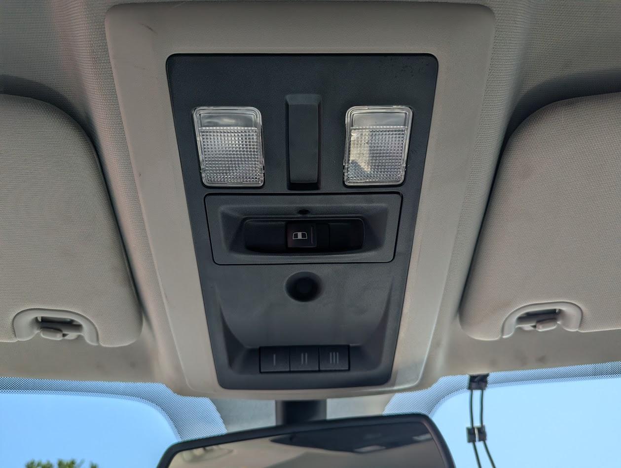 RAM 1500 SLT Crew Cab SWB 4WD 2014
