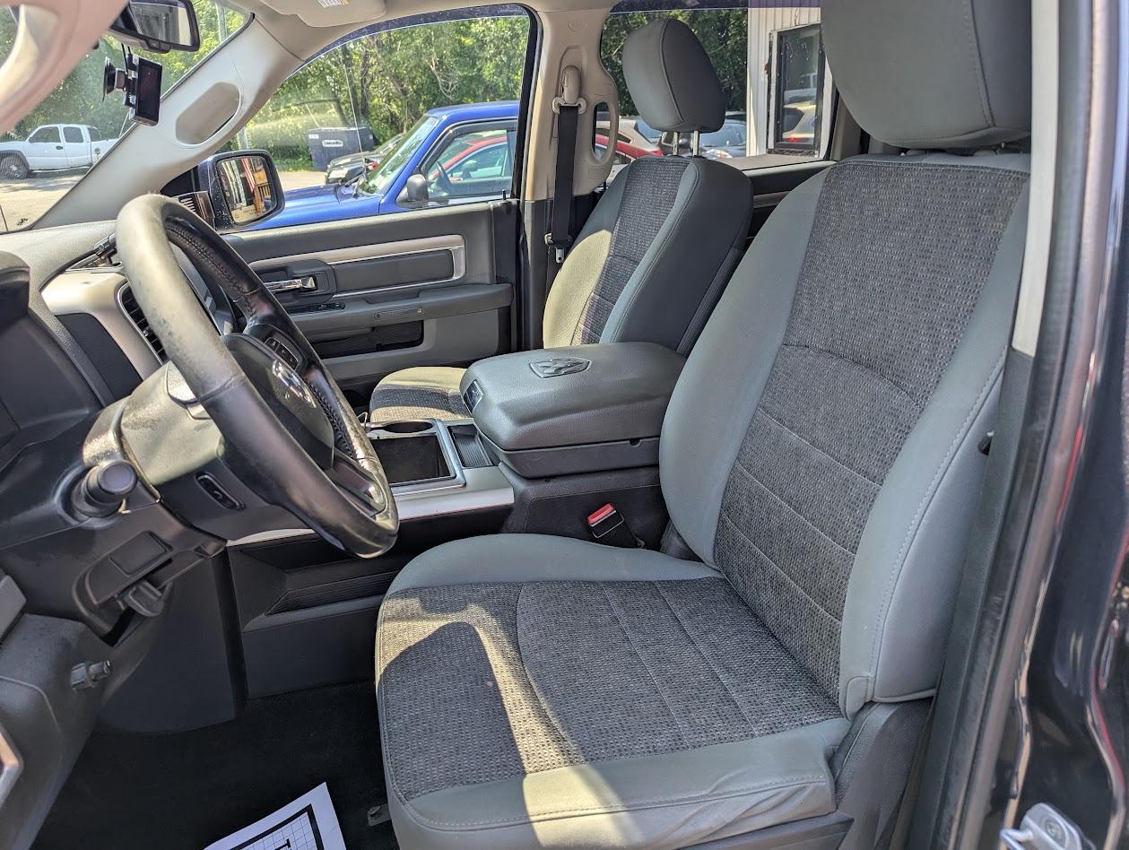 RAM 1500 SLT Crew Cab SWB 4WD 2014