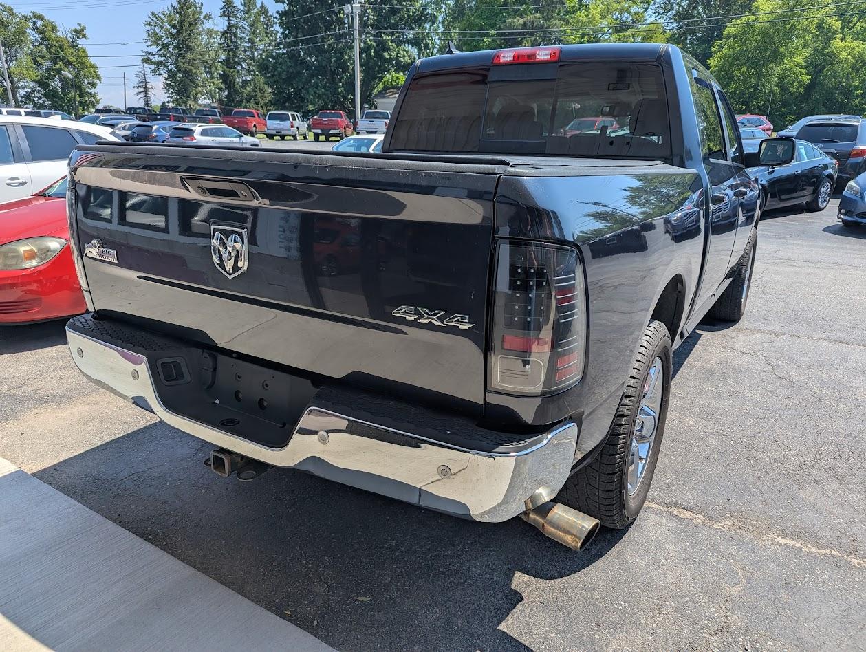 RAM 1500 SLT Crew Cab SWB 4WD 2014