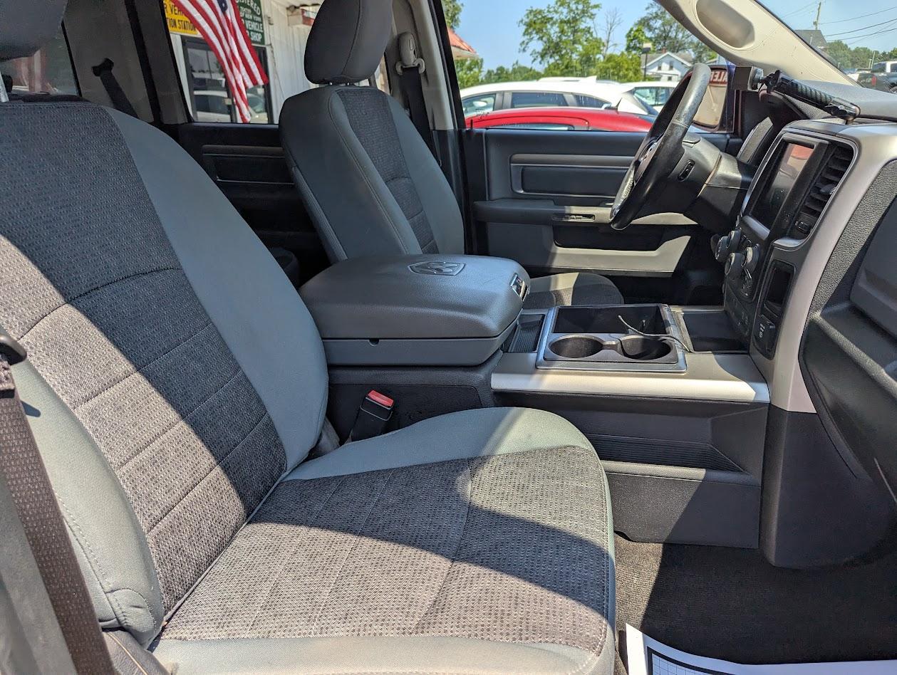RAM 1500 SLT Crew Cab SWB 4WD 2014