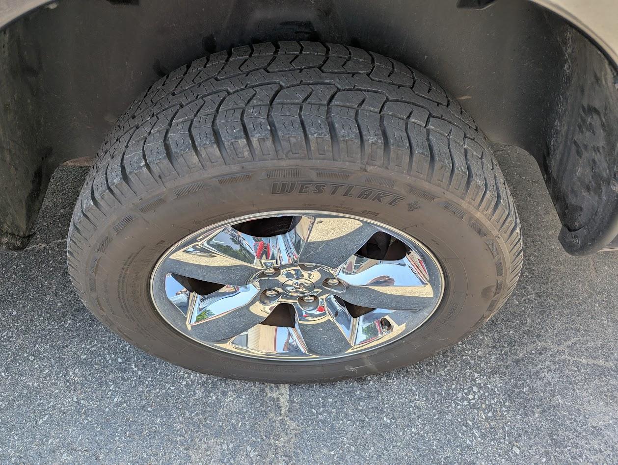 RAM 1500 SLT Crew Cab SWB 4WD 2014