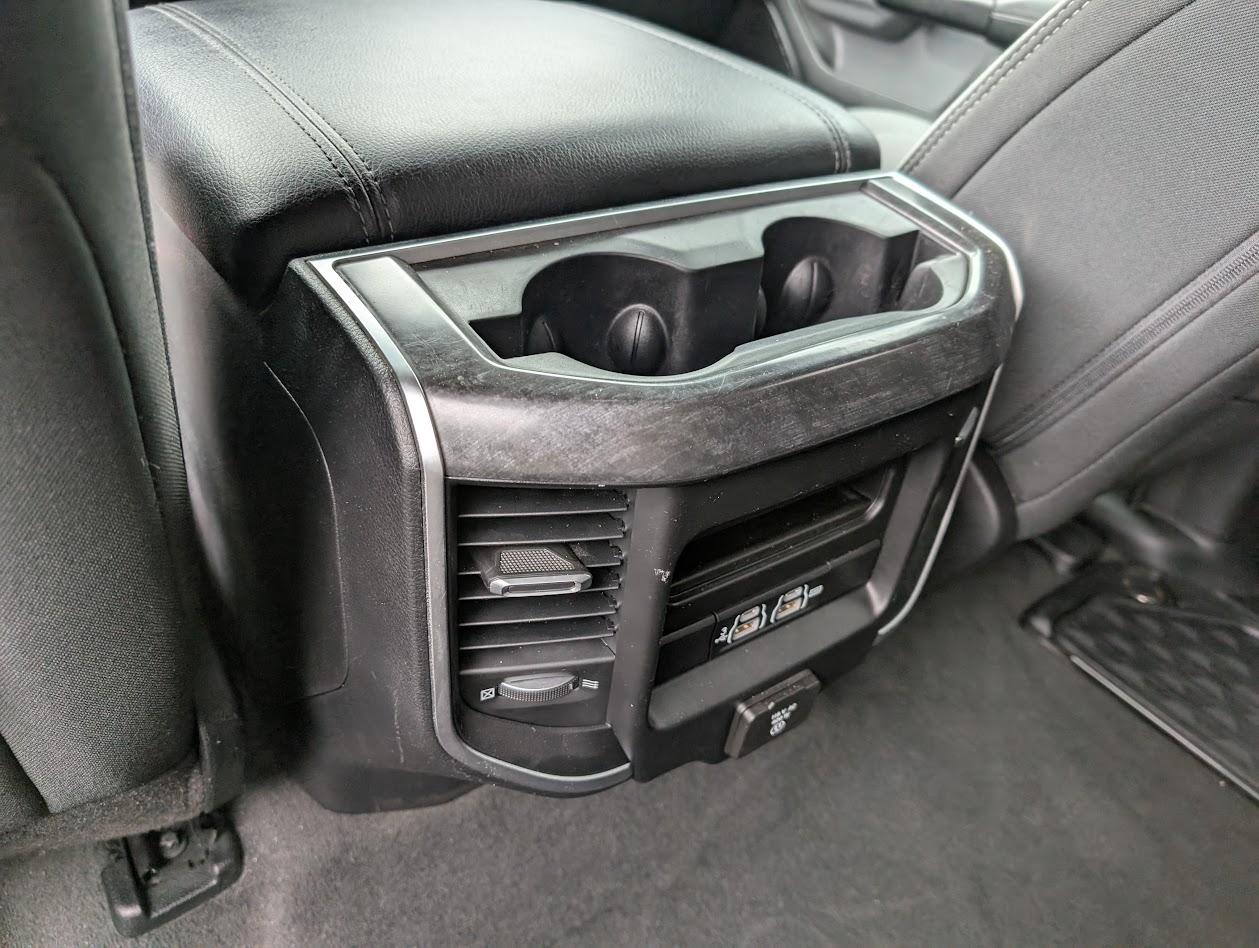 RAM 1500 Big Horn Crew Cab SWB 4WD 2019