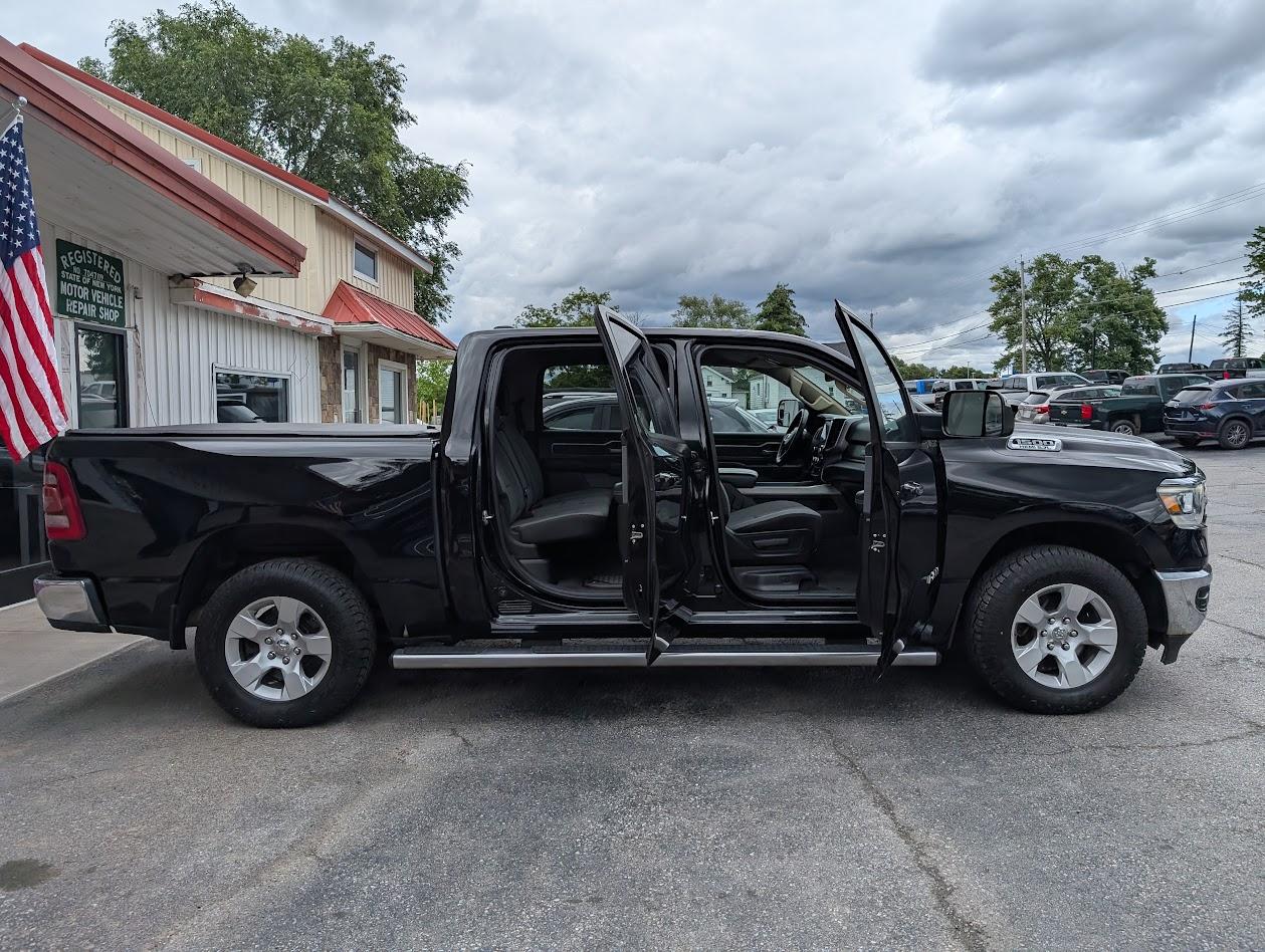 RAM 1500 Big Horn Crew Cab SWB 4WD 2019