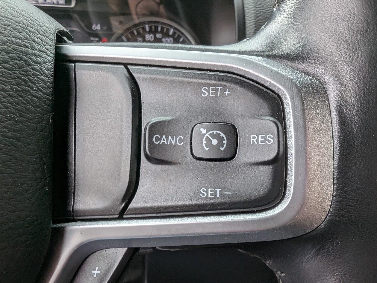 RAM 1500 Big Horn Crew Cab SWB 4WD 2019