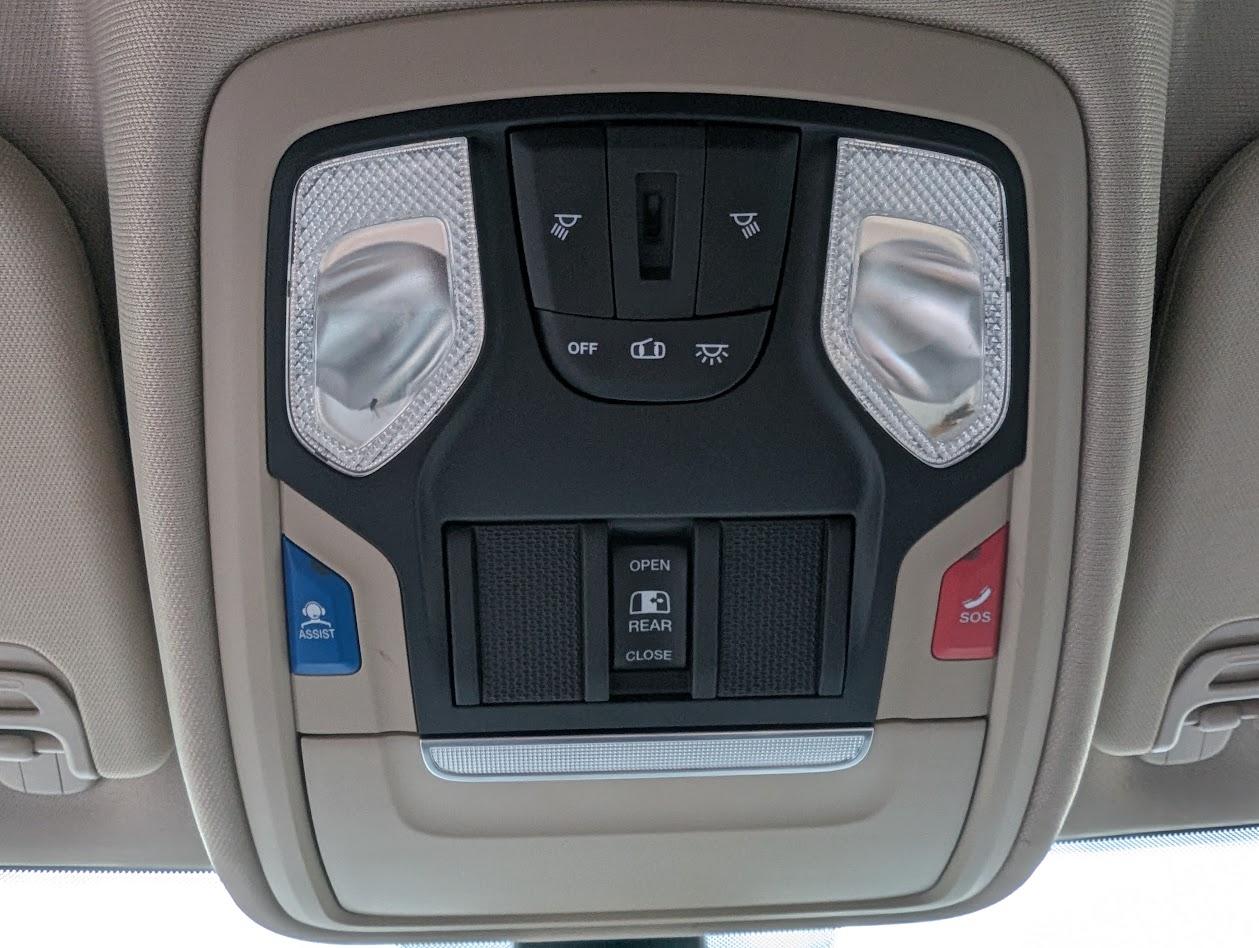 RAM 1500 Big Horn Crew Cab SWB 4WD 2019