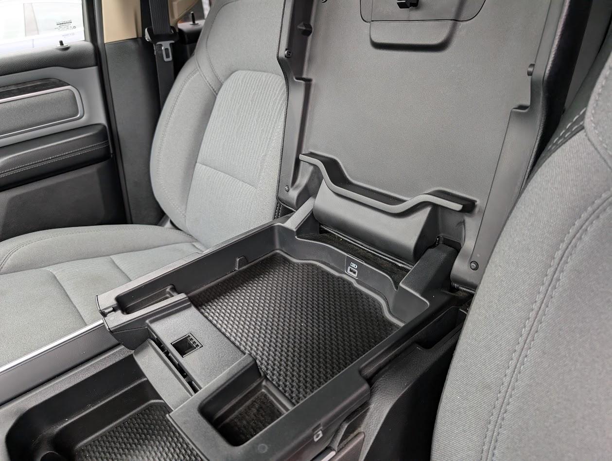 RAM 1500 Big Horn Crew Cab SWB 4WD 2019