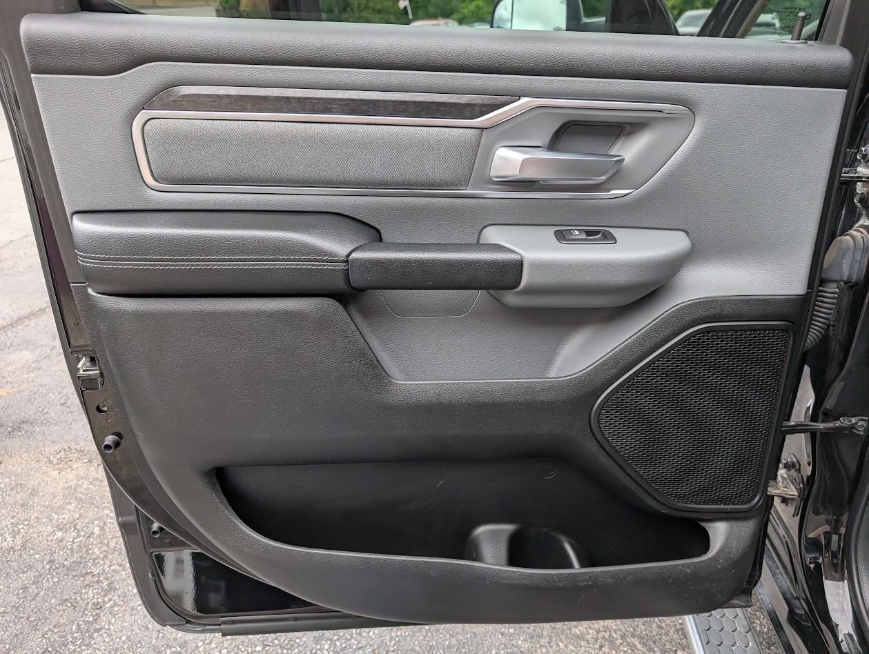 RAM 1500 Big Horn Crew Cab SWB 4WD 2019